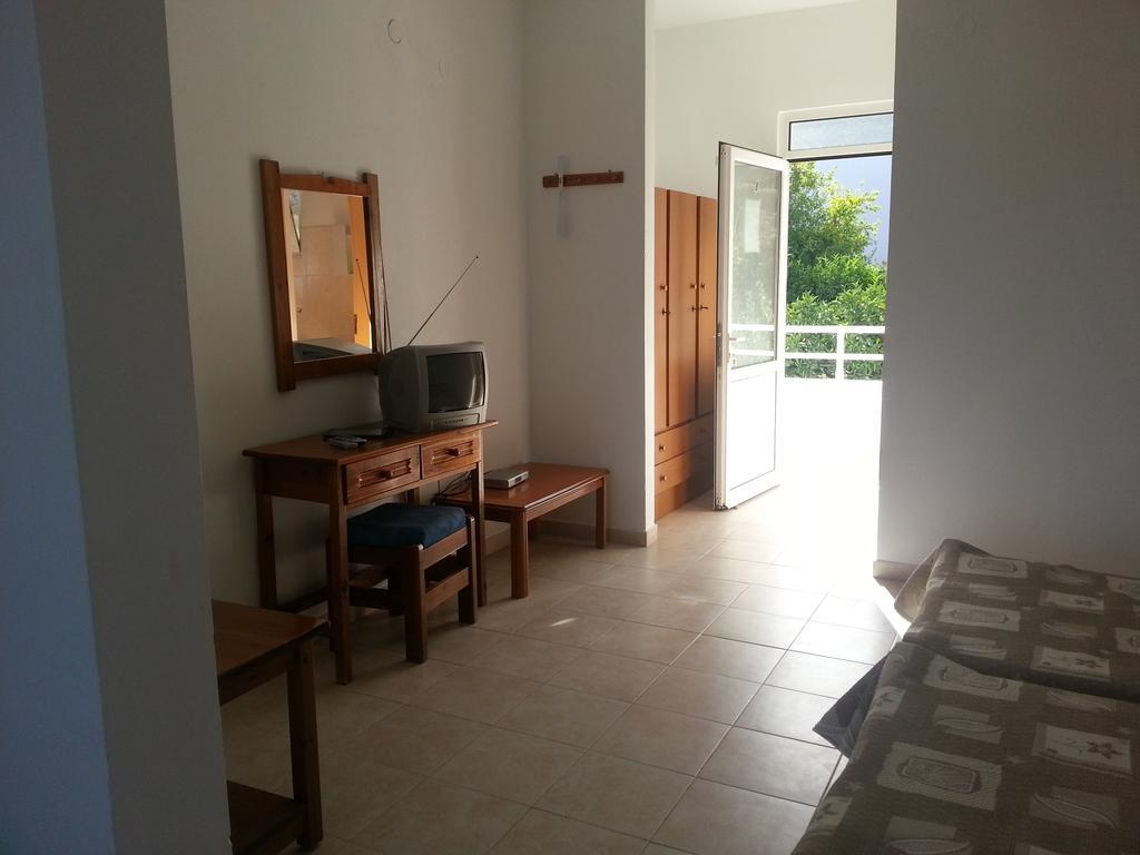 Antouan Matina Apartmán *